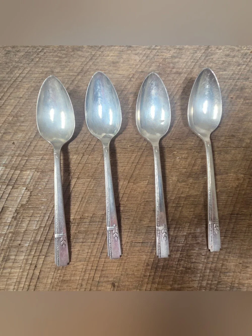 Vintage Oneida Prestige Grenoble Silverplate 4 Dessert Spoons ~ Bin RR